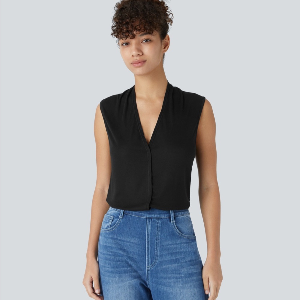 Halara V-Neck Black Sleeveless Hem Top NWOT